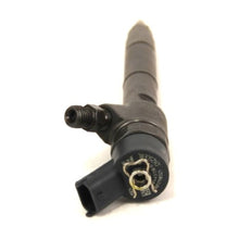 Load image into Gallery viewer, New Holland Agriculture - Reman-Fuel Injector - 5801790321R