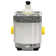 Load image into Gallery viewer, CASE IH - REMAN-HYD PUMP - 84100749R