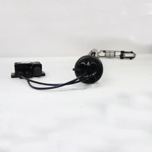 Load image into Gallery viewer, New Holland - Reman Sensor - 48155141
