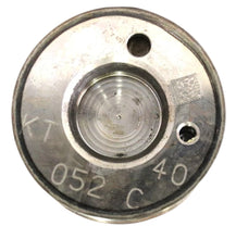 Load image into Gallery viewer, Reman-EngineComponentCamshaft-5802344052R