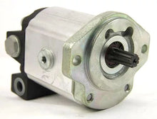 Load image into Gallery viewer, Case IH - Reman-Hyd Pump - 84299334r