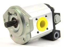 Load image into Gallery viewer, Case IH - Reman-Hyd Pump - 84299334r