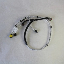 Load image into Gallery viewer, New Holland Reman-Wire Harness - 84571037R