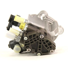 Load image into Gallery viewer, New Holland Agriculture - Reman-Injection Pump - 73379101R