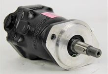 Load image into Gallery viewer, New Holland - Reman Motor, Hyd - 47640717R
