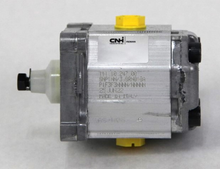 Load image into Gallery viewer, NEW HOLLAND AGRICULTURE - REMAN-HYD PUMP - 84100749R