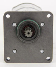 Load image into Gallery viewer, Case IH - Reman Hydraulic Pump - 87472286R