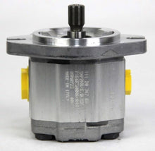 Load image into Gallery viewer, NEW HOLLAND - REMAN-HYD PUMP - 86502306R