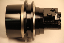 Load image into Gallery viewer, Reman Hydraulic Motor #87600263r