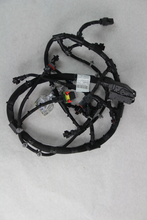 Load image into Gallery viewer, Case IH - Reman-Wire Harness - 5801885023r