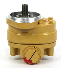Load image into Gallery viewer, NEW HOLLAND CE - REMAN-HYD PUMP - 86528339R