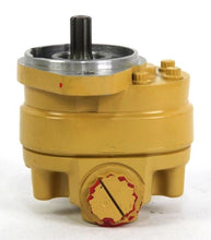 Load image into Gallery viewer, NEW HOLLAND - REMAN-HYD PUMP - 86528340R