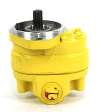 Load image into Gallery viewer, NEW HOLLAND CE- REMAN-HYD PUMP - 86528341R