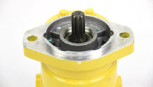 Load image into Gallery viewer, NEW HOLLAND - REMAN-HYD PUMP - 86528341R