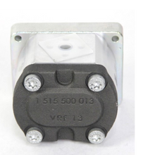 Load image into Gallery viewer, NEW HOLLAND AGRICULTURE - REMAN-HYD PUMP - 91838763R