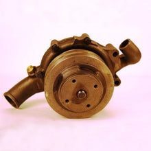 Load image into Gallery viewer, Reman Water pump #87800118R
