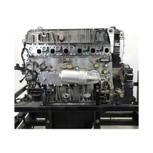 Load image into Gallery viewer, REMAN-ENGINES-47825872R
