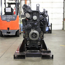 Load image into Gallery viewer, Reman NEF 4CYL Replacement Engine EPA - 5802779978ER
