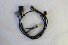 Load image into Gallery viewer, New Holland - Reman-Wire Harness - 47851612r
