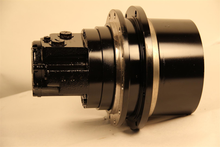 Load image into Gallery viewer, Reman Hydraulic Motor #87600263R
